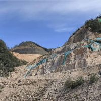 江西一采石場被查重大隱患！擅自改道使運(yùn)輸?shù)缆范钙鲁瑯?biāo) 自查后未整改